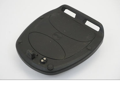 Vänster sida på Topboxfäste från en Triumph Sprint ST -2004 motorcykel.