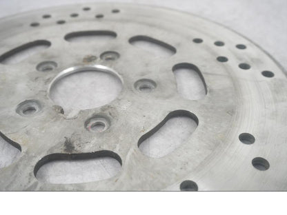 Vänster sida på Bromsskiva från en H-D Softail Heritage Classic FLSTC/I -1995 motorcykel.