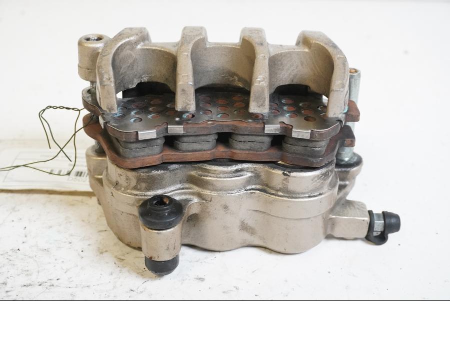 Höger sida på Bromsok från en Honda VFR 800 -2008 motorcykel.