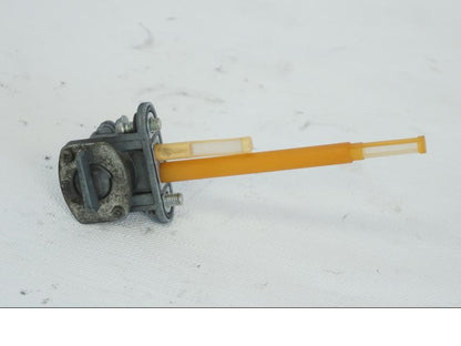 Framsidan på Bensinkran från en Yamaha TDM 850 -1998 motorcykel.