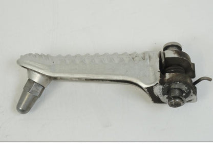 Framsidan på Fotpinne från en BMW S 1000 R -2019 motorcykel.