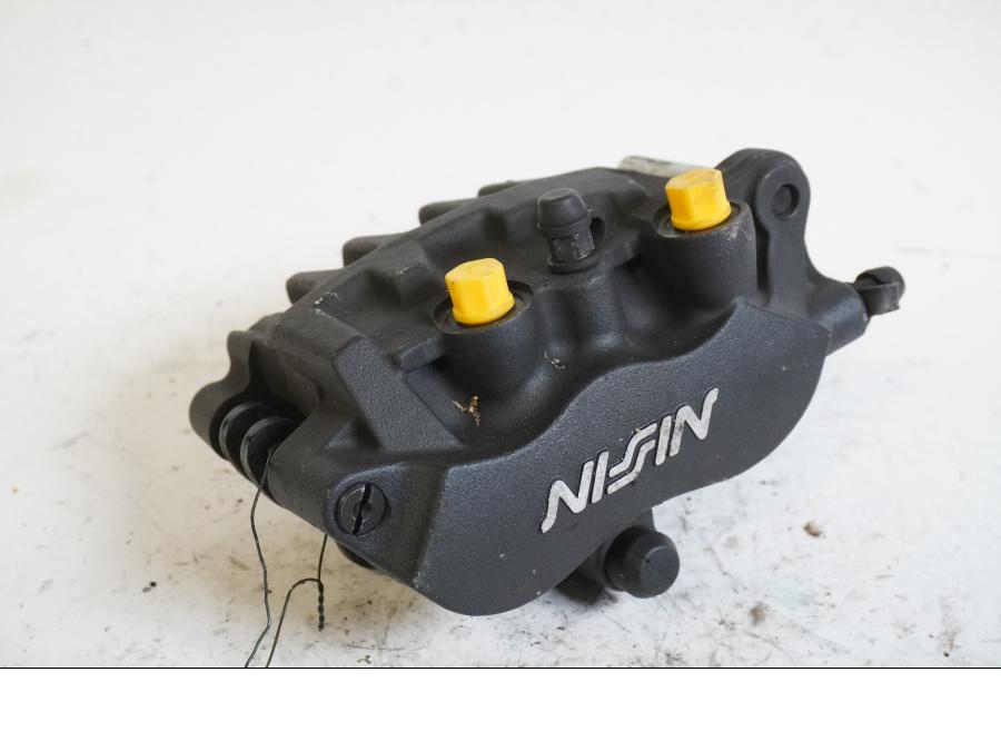 Framsidan på Bromsok från en Honda XL 1000 V -1999 motorcykel.