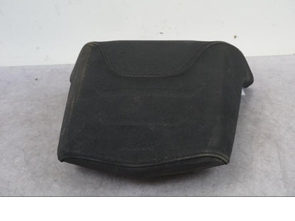 Baksidan på Sadel från en KTM 1290 Super Adventure S -2022 motorcykel.