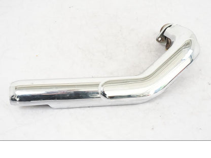 Framsidan på Grenrör från en Yamaha XVS 1100 -2000 motorcykel.