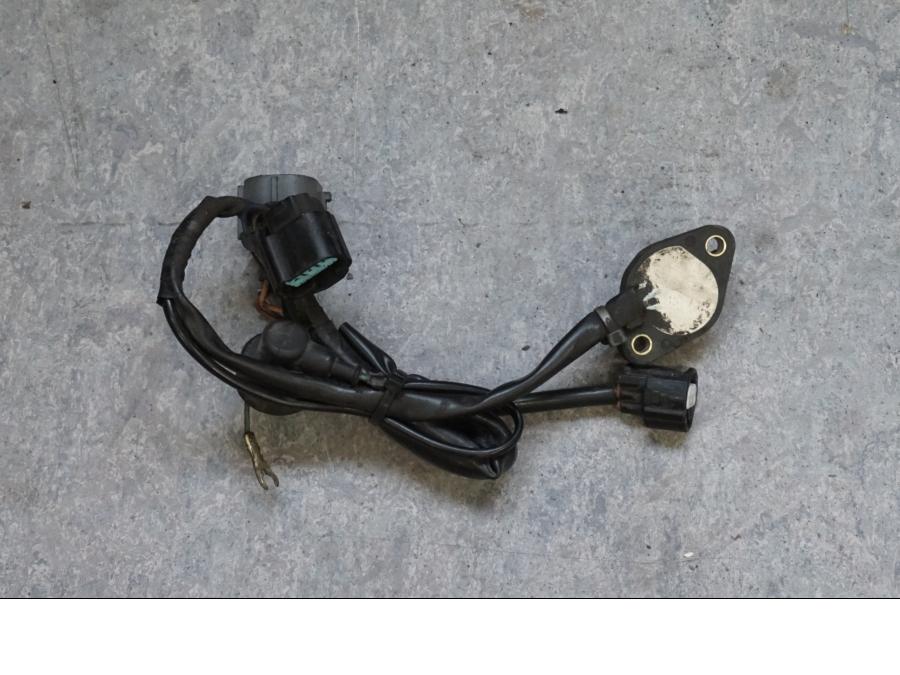 Framsidan på Växellådsgivare från en Kawasaki ZX-10R -2008 motorcykel.