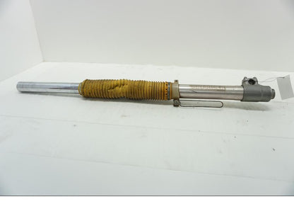 Baksidan på Gaffelben från en Suzuki DR 650 -1996 motorcykel.