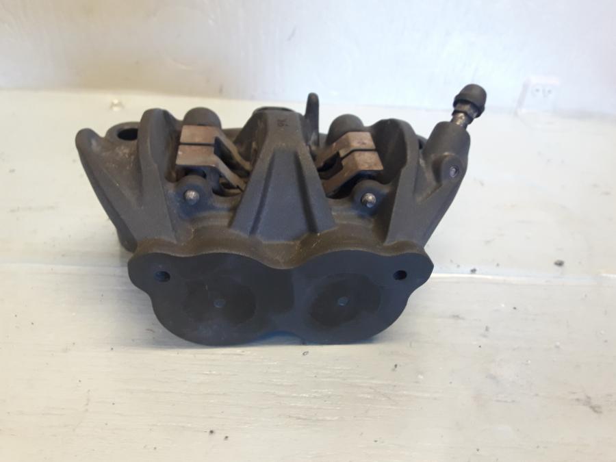 Baksidan på Bromsok från en Suzuki DL 1000 -2018 motorcykel.