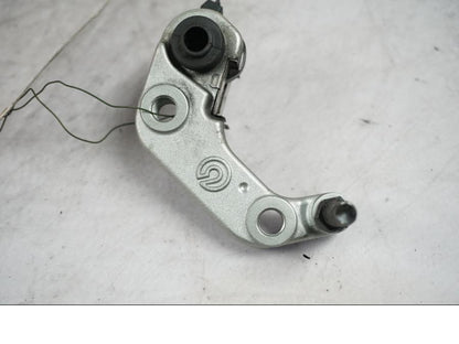 Baksidan på Bromsoksfäste från en Yamaha XT 660 R -2014 motorcykel.