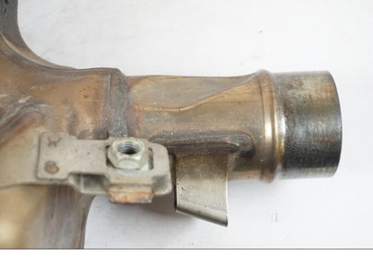 Extrabild4 på Mellanburk från en Kawasaki ZX-6R -2011 motorcykel.