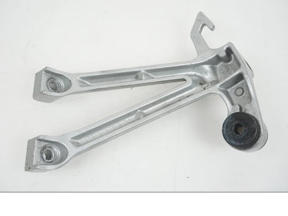 Extrabild2 på Fotpinnefäste från en Suzuki GSX-R 1000 -2007 motorcykel.