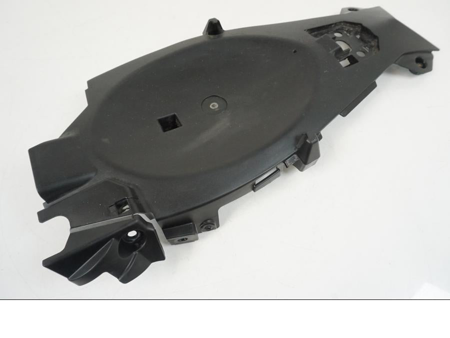 Extrabild1 på Undertail från en Kawasaki ER-6F -2016 motorcykel.