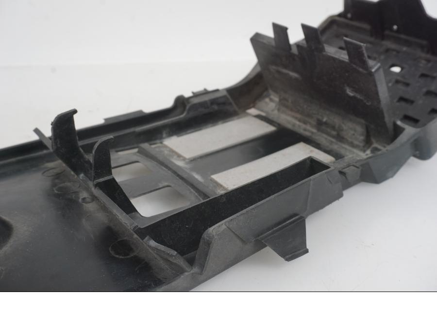 Snett uppifrån på Undertail från en Suzuki GSX-R 1000 -2007 motorcykel.