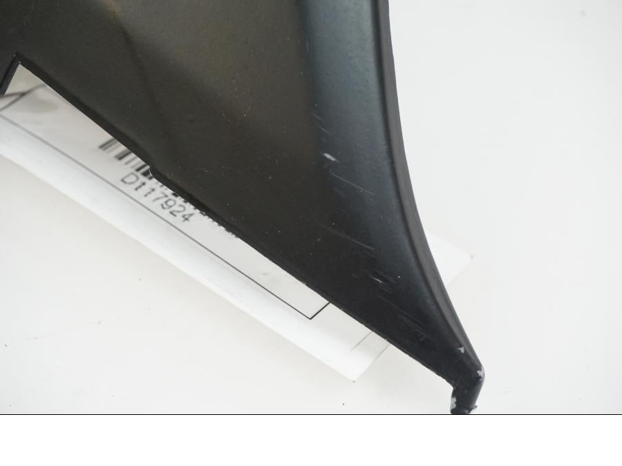 Vänster sida på Bakvinge från en Suzuki GSX-R 750 -2009 motorcykel.