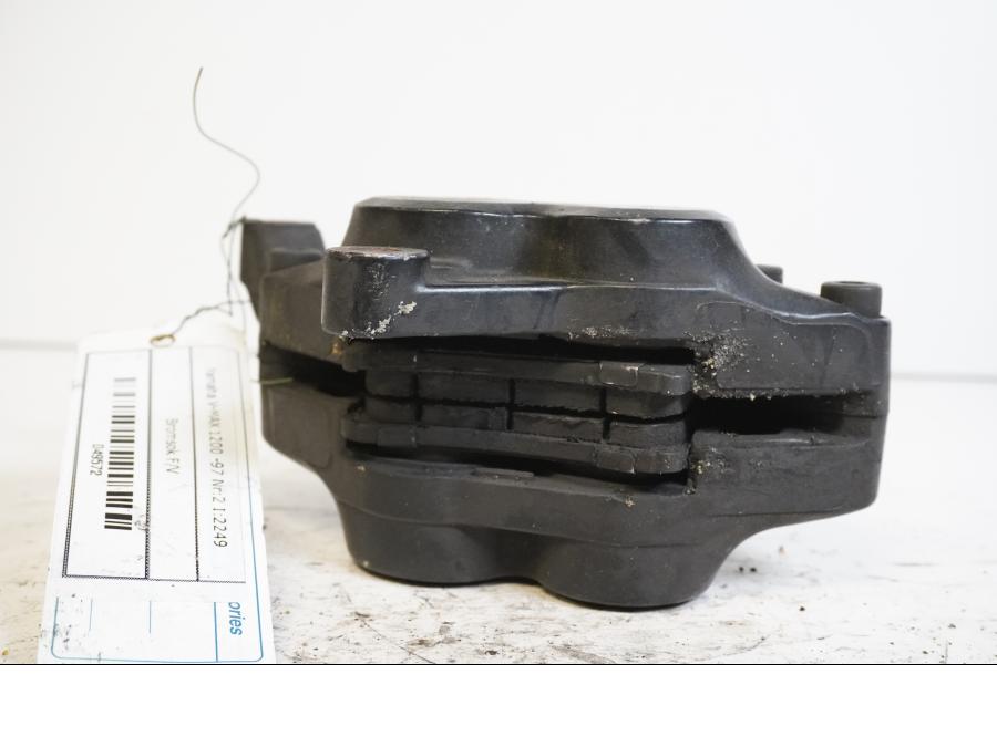 Höger sida på Bromsok från en Yamaha V-MAX 1200 -1997 motorcykel.