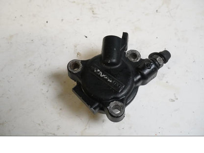 Framsidan på Kopplingslavcylinder från en Kawasaki ZZR 1100 -1991 motorcykel.