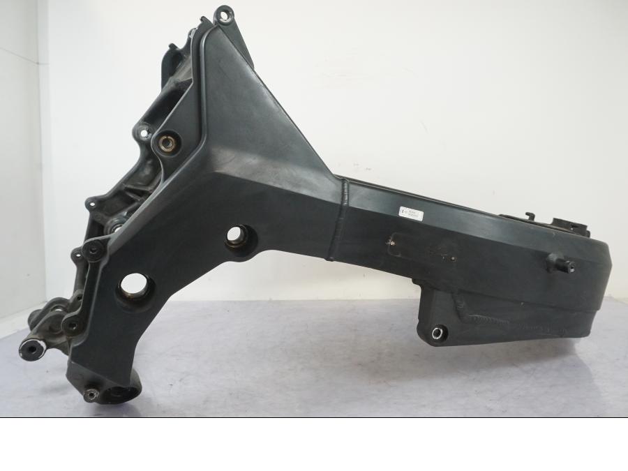 Extrabild2 på Ram från en Honda CBR 1100 XX -1999 motorcykel.