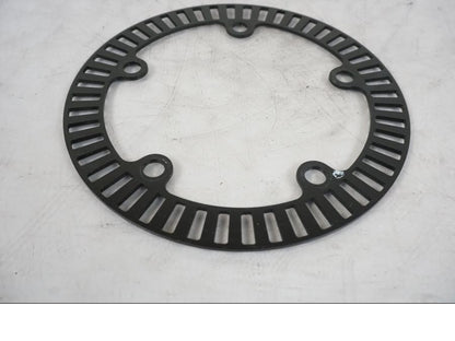 Framsidan på ABS krans från en KTM 1290 Super Duke -2019 motorcykel.