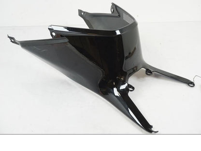 Framsidan på Bensintankskåpa från en KTM 1290 Super Duke R EVO -2023 motorcykel.