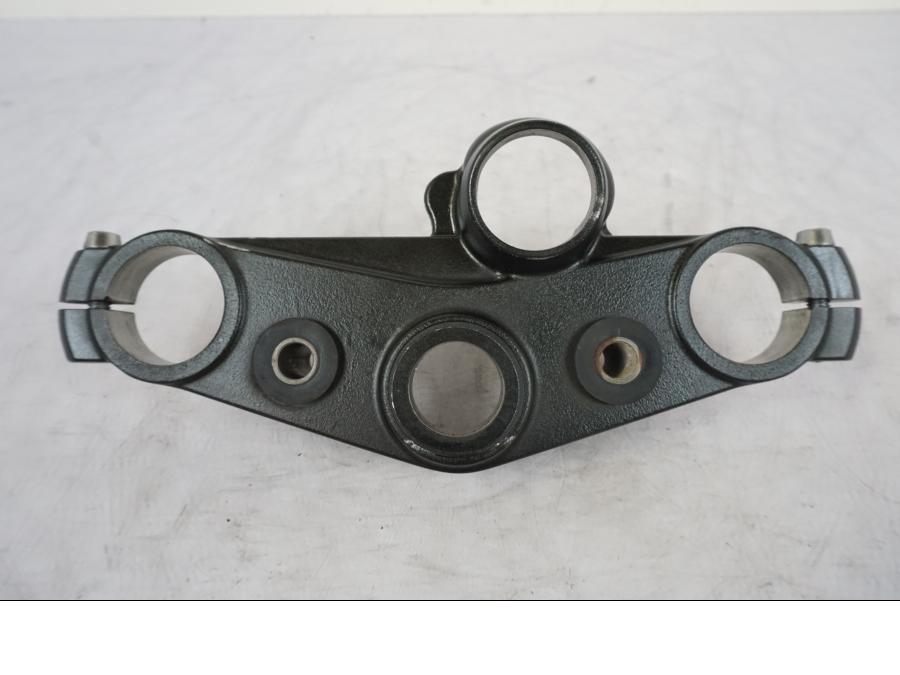 Framsidan på Gaffelkrona från en Kawasaki ER-6F -2010 motorcykel.