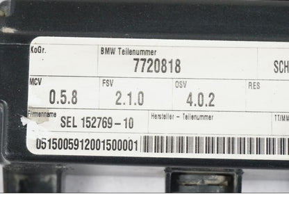 Baksidan på Däcktrycksgivare styrenhet från en BMW R 1200 GSA -2012 motorcykel.