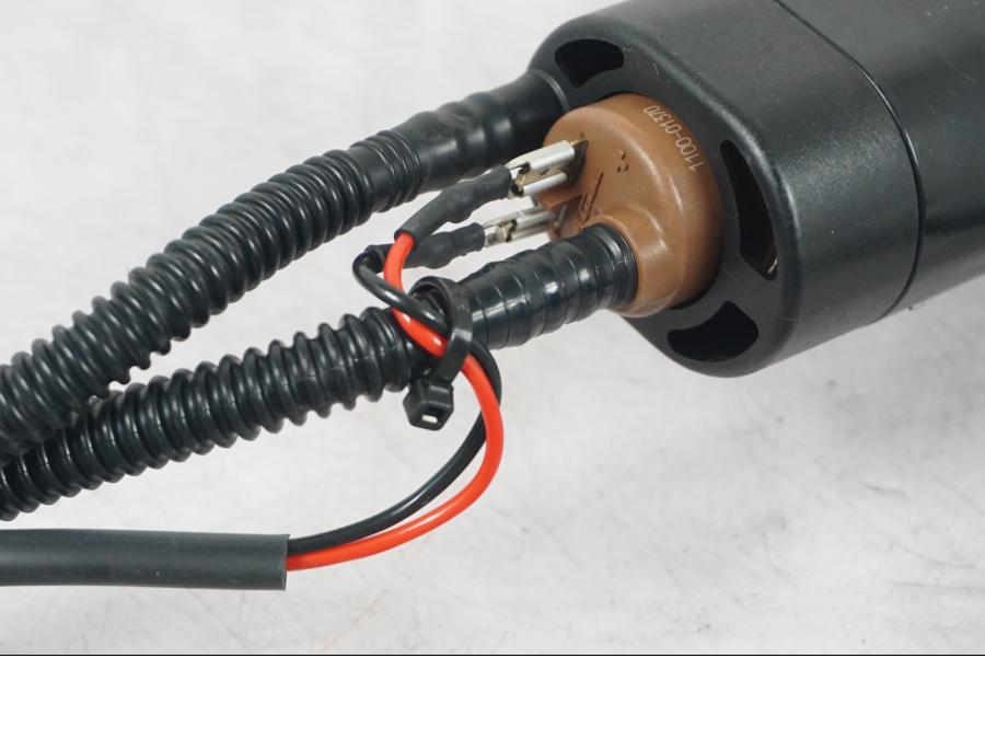 Extrabild2 på Bensinpump insprut från en KTM 690 Duke -2015 motorcykel.