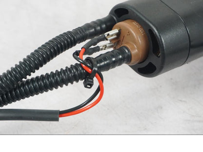 Extrabild2 på Bensinpump insprut från en KTM 690 Duke -2015 motorcykel.