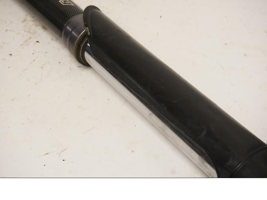 Höger sida på Gaffelben från en KTM 625 SMC -2006 motorcykel.