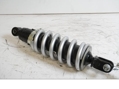 Framsidan på Stötdämpare från en Yamaha MT-07 -2014 motorcykel.