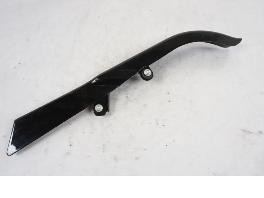 Framsidan på Remskydd från en H-D Softail Sport Glide FLSB -2022 motorcykel.