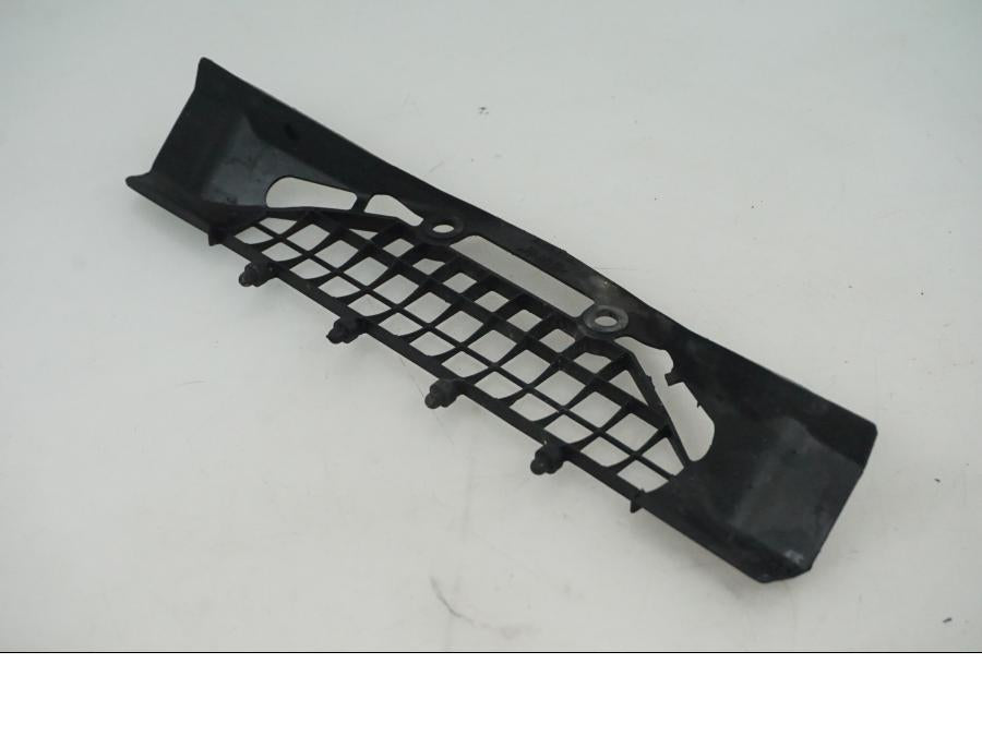 Framsidan på Luftintag från en Honda CBR 1000 -2005 motorcykel.