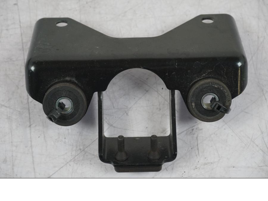 Framsidan på Baklampfäste från en Yamaha MT-09 SP -2018 motorcykel.