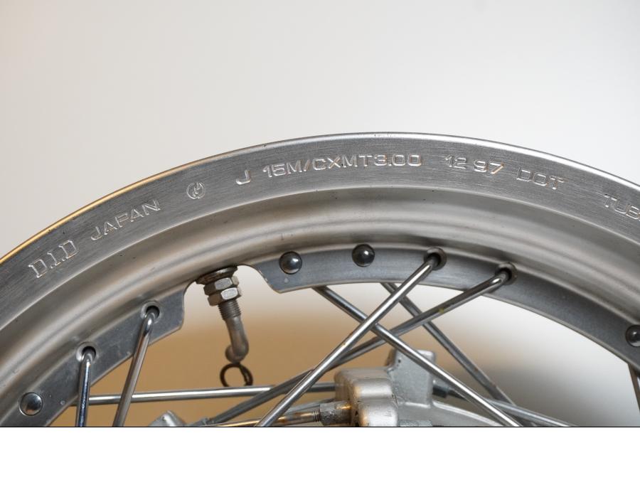 Extrabild5 på Fälg från en Yamaha XV 1100 -1995 motorcykel.