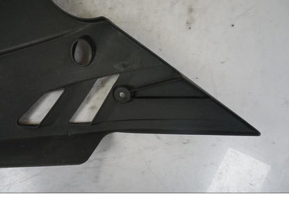 Extrabild2 på Magkåpa från en Kawasaki ER-6F -2010 motorcykel.