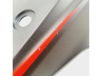 Snett uppifrån på Bensintankskåpa från en Honda CBR 650 R -2020 motorcykel.