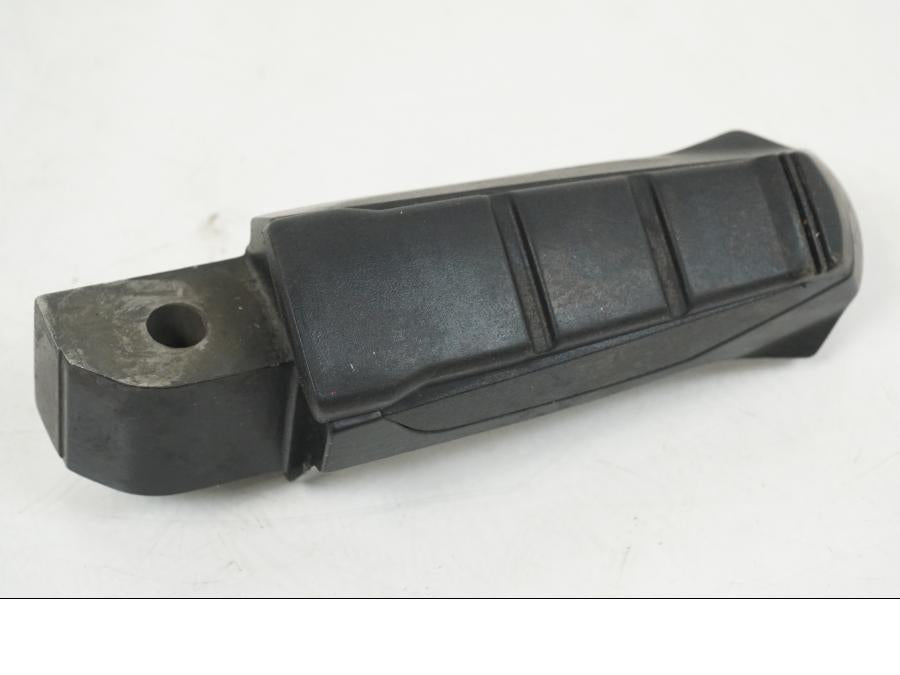 Höger sida på Fotpinne från en BMW F 650 CS -2002 motorcykel.