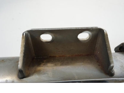 Snett nerifrån på Ljuddämpare Sport från en H-D FLHC -2018 motorcykel.