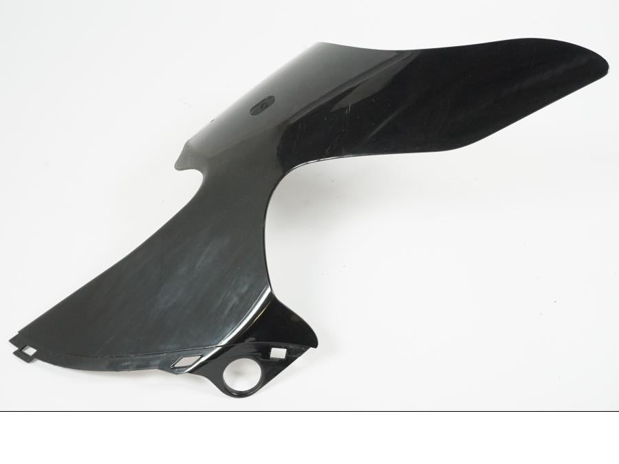 Baksidan på Magkåpa från en Suzuki GSX 1300 R -2008 motorcykel.