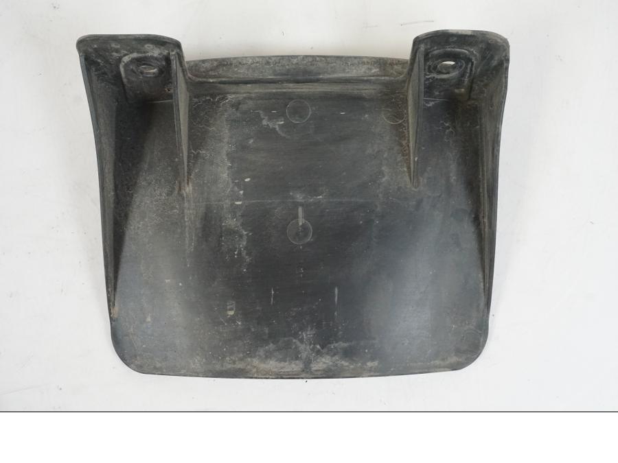 Snett uppifrån på Svingskärm från en Suzuki VZR 1800 -2009 motorcykel.