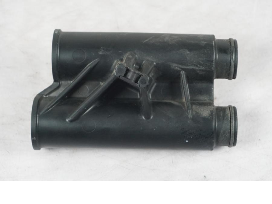 Extrabild1 på Tändspole Kåpa från en KTM 690 Duke -2015 motorcykel.