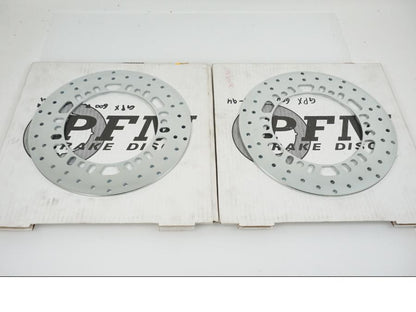 Baksidan på Bromsskiva från en Kawasaki GPX 600 -1994 motorcykel.