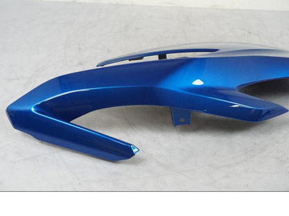 Baksidan på Strålkastarkåpa från en BMW R 1250 RT -2021 motorcykel.