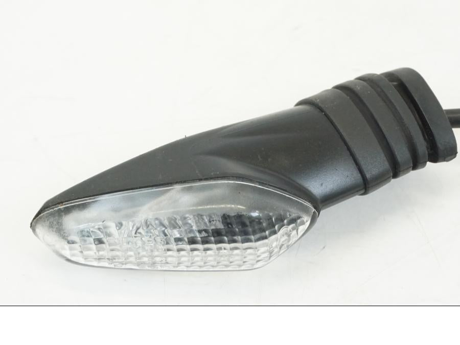 Baksidan på Blinkers LED från en Ducati Streetfighter V4 -2020 motorcykel.