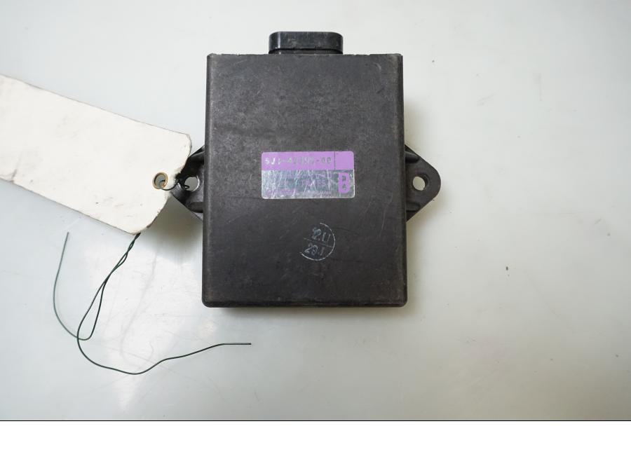 Framsidan på CDI / ECU från en Yamaha YZF 1000 R1 -2001 motorcykel.