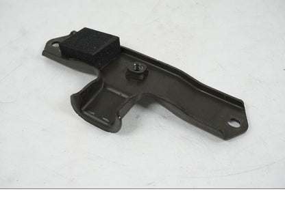 Snett uppifrån på Sadelfäste från en Kawasaki Z 750 -2006 motorcykel.