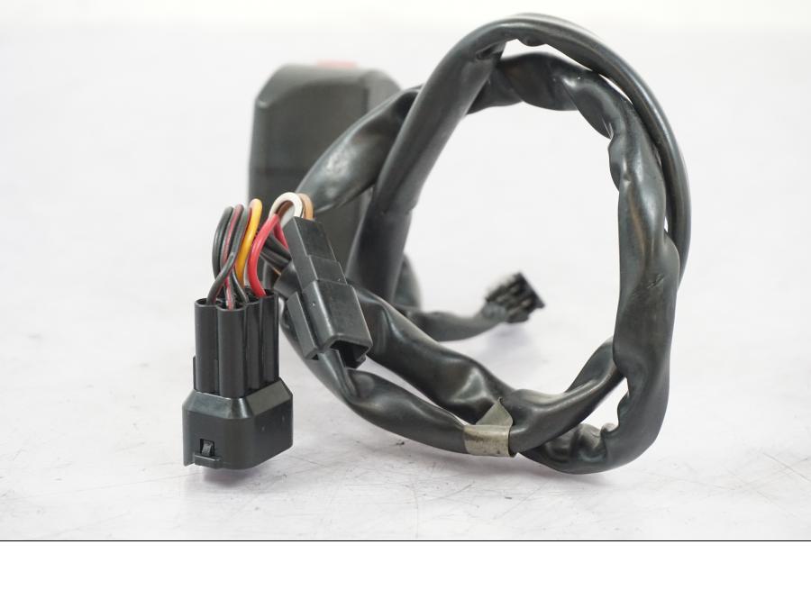 Extrabild3 på Styrelreglage från en Kawasaki ZX-6R -2011 motorcykel.