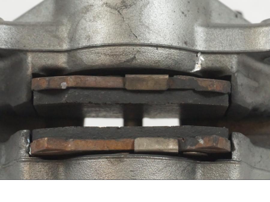 Extrabild2 på Bromsok från en KTM 1290 Super Duke R -2022 motorcykel.