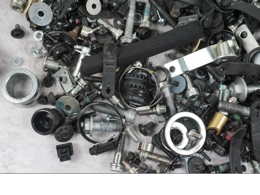 Extrabild2 på Skruv / Mutter etc från en Ducati Multistrada V4 -2024 motorcykel.