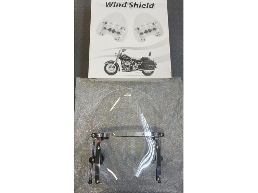 Framsidan på Vindruta från en H-D Harley diverse -2022 motorcykel.