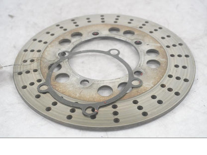 Framsidan på Bromsskiva från en Kawasaki ZZR 1200 -2002 motorcykel.