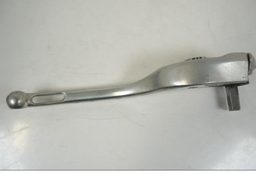 Vänster sida på Bromsgrepp från en BMW S 1000 R -2019 motorcykel.